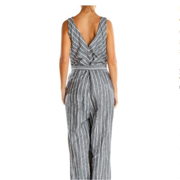 LOFT Gray & White Striped Linen Blend Jumpsuit - Size 4 - Pockets - Picture 4 of 14